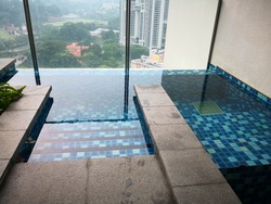 Vista Residences (D12), Condominium #170117022